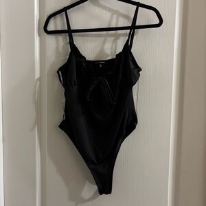 Fashion Nova Sleek Black Bodysuit